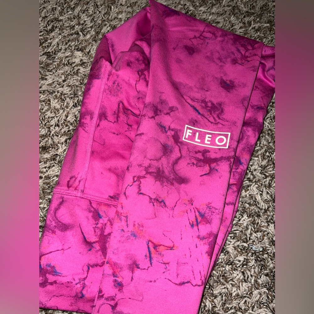 Tie Dye Pink Fleo Leggings